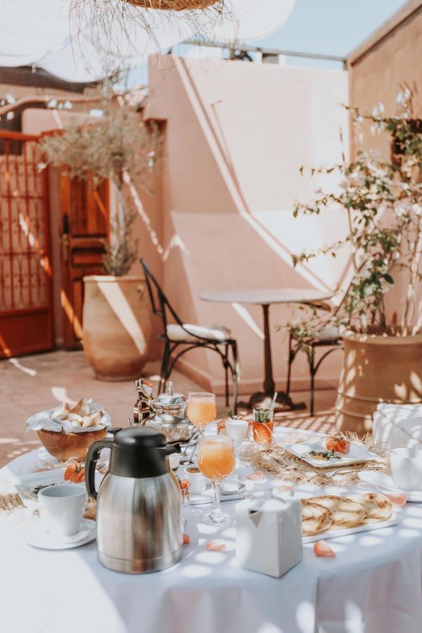 Dar Nour El Houda Hotel Marrakesh Exterior photo